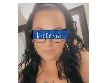 Victoria, 40 Caucasian/White female escort, Belleville