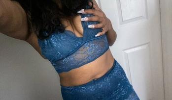 Sasha, 23 Indo Canadian female escort, Belleville